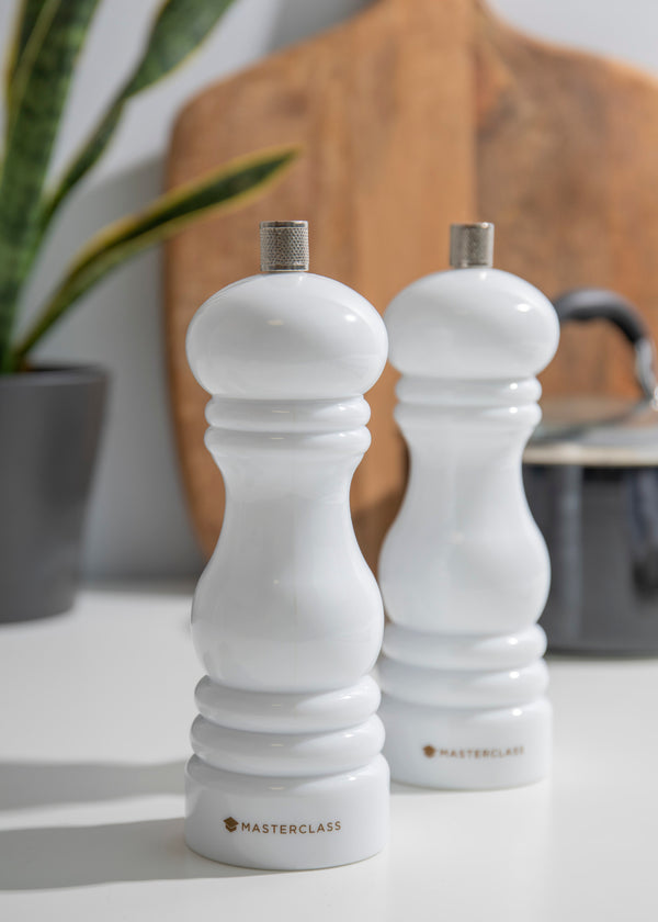 MasterClass Salt or Pepper Mill (17cm) - White image 5