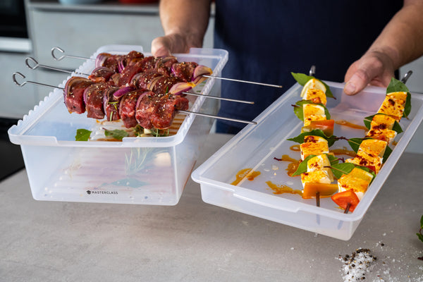 MasterClass Marinade Tray with Lid image 7