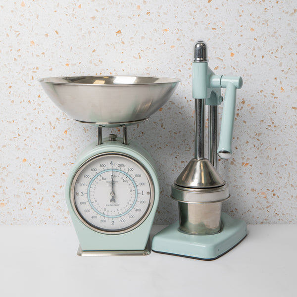2pc Vintage Blue Heavy Duty Kitchen Set including Mechanical Scales and Heavy-Duty Lever-Arm Juicer image 2