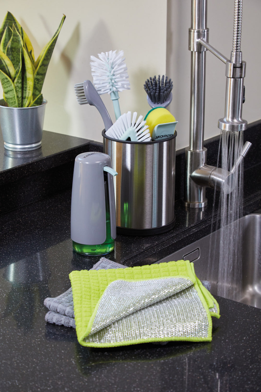KitchenCraft Nooks & Crannies Washing Brush