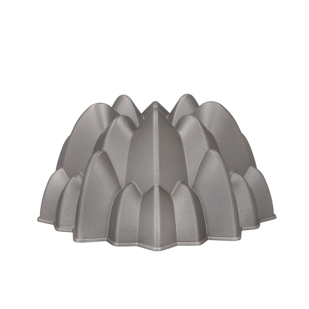 MasterClass 2pc Bakeware Set with Swirl Cast Aluminium Decorative Cake Pan and Soft Grip Stainless Steel Sieve