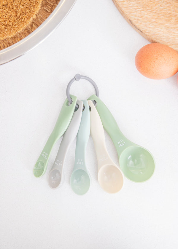 Colourworks Classics Five Piece Measuring Spoon Set image 5