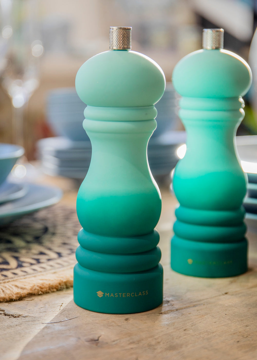 MasterClass Salt or Pepper Mill (17cm) - Green Ombre