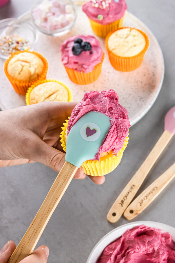 Sweetly Does It 3 Piece Mini Spatula Set image 3