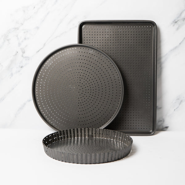 3pc Crusty Bake Non-Stick Bakeware Set with 30cm Flan/Quiche Tin, 32cm Pizza Tray and 39cm Baking Tray image 2