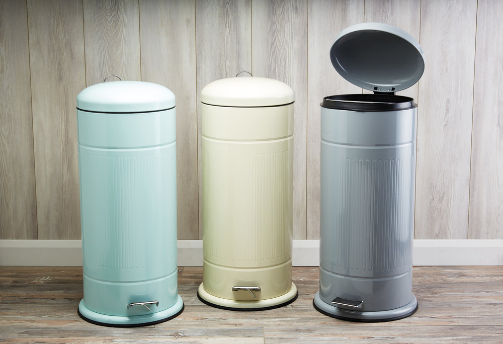 Living Nostalgia Antique Cream 30 Litre Pedal Bin