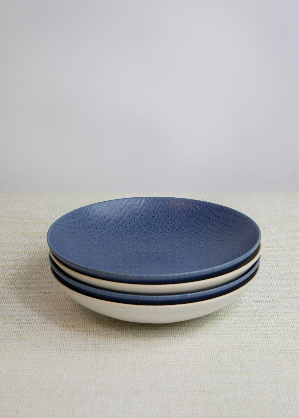 KitchenCraft Set of 4 Pasta Bowls in Gift Box, Lead-Free Glazed Stoneware - Embossed Blue / Cream