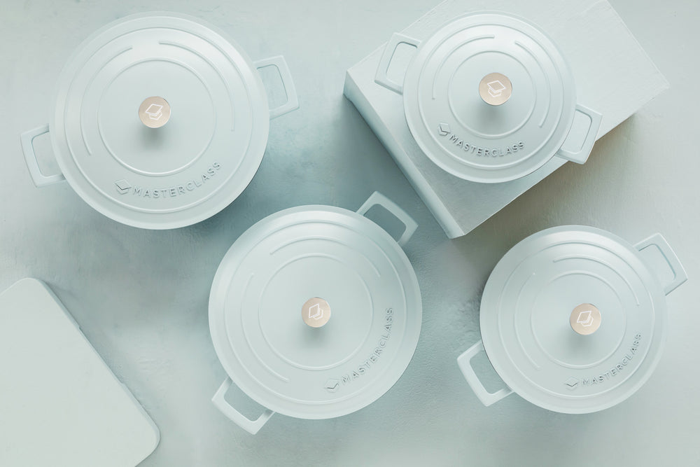 MasterClass Sky Blue Cast Aluminium Casserole Dish, 2.5L