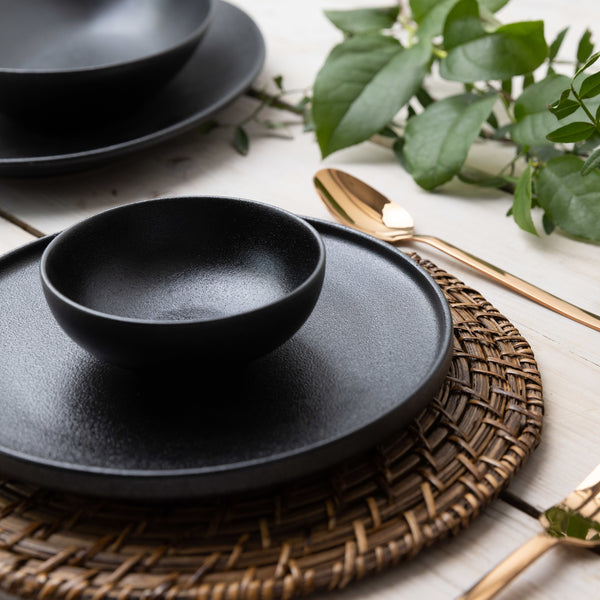 Set of Maxwell Williams Caviar Coupe Bowls Black – CookServeEnjoy