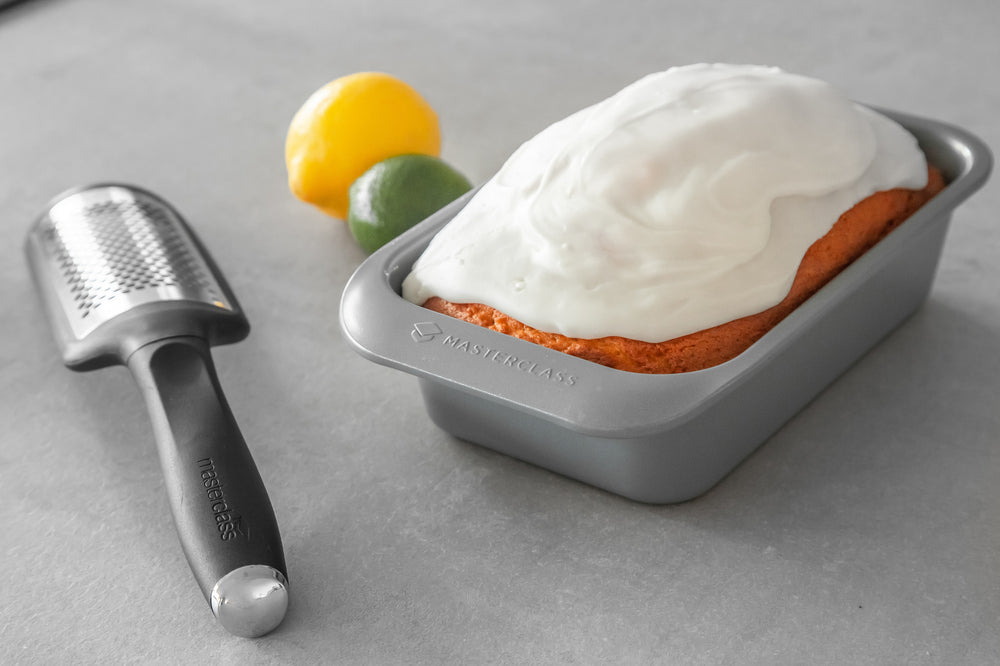 MasterClass Smart Ceramic 2lb Loaf Tin with Robust Non-Stick Coating, Carbon Steel, Grey, 23 x 15cm