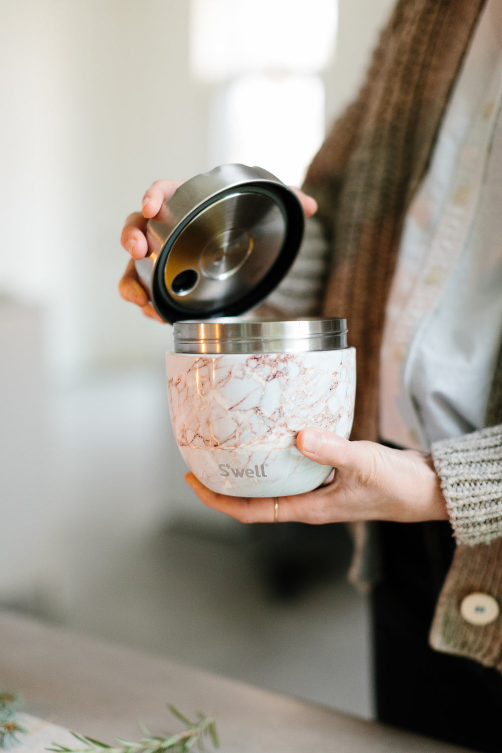 Calacatta Gold S’well Eats 2-in-1 Food Bowl, 636ml