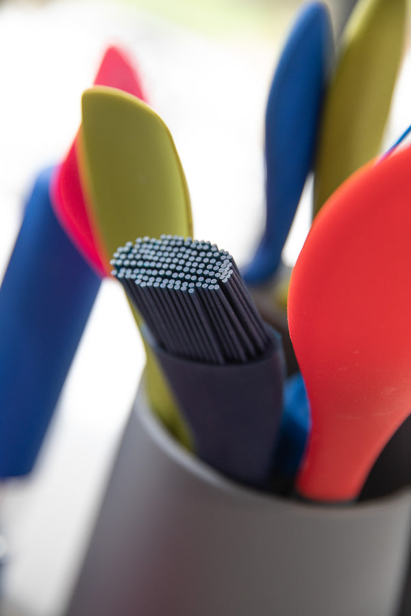 Colourworks 6 Piece Knife Block Set with Wooden Block and Chopping Board image 5