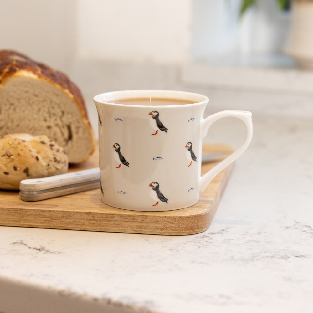 KitchenCraft Fine Bone China Puffin Fluted Mug, 300ML