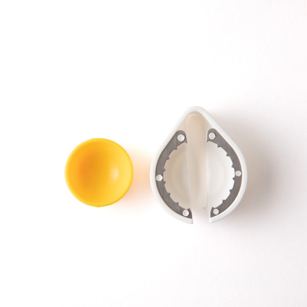 Chef'n Topster™ Egg Topper image 8