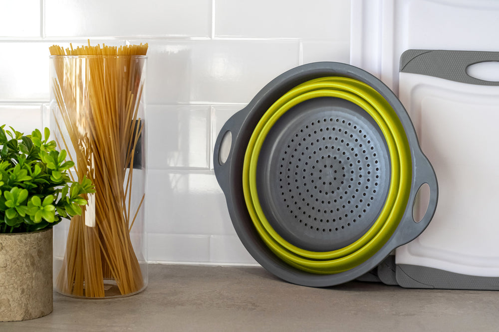 Colourworks Green Collapsible Colander with Handles