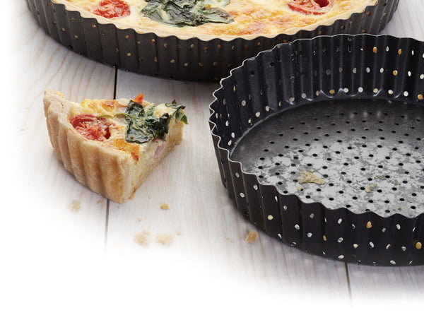MasterClass Crusty Bake Non-stick Fluted Round Quiche Tin, 30cm image 5