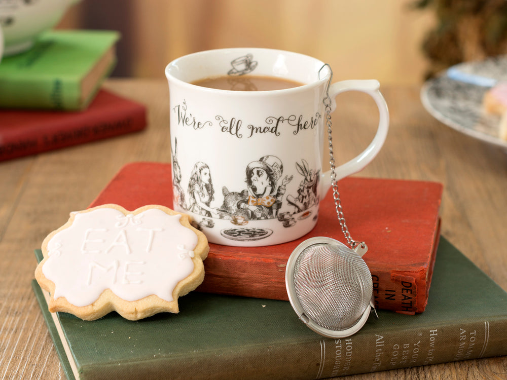 Victoria And Albert Alice In Wonderland High Tea Gift Set
