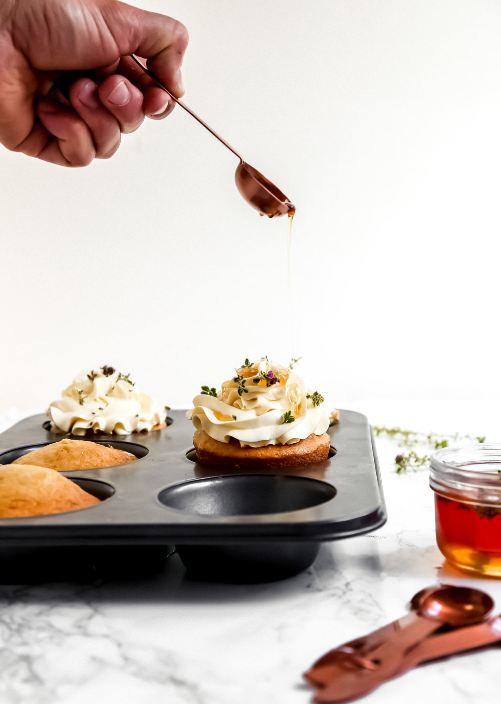 MasterClass Non-Stick 6 Hole Shallow Baking Pan