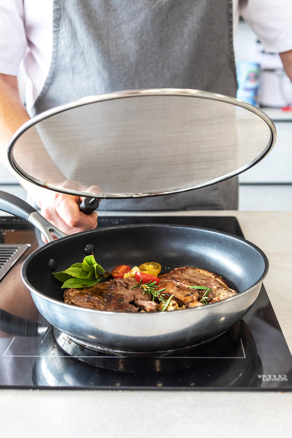 KitchenCraft Extra Large Wire 33cm Splatter Screen