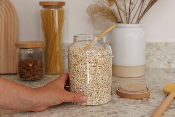 KitchenCraft Idilica Glass Storage Jar with Beechwood Lid and Bamboo Spoon, 1200ml image 5