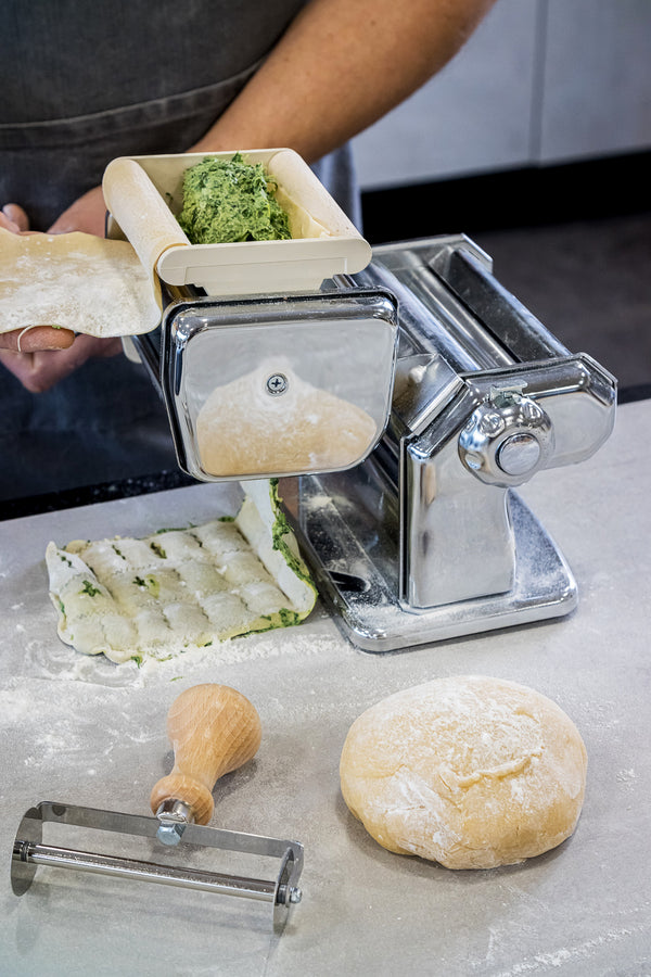 Imperia Italian Pasta Making Gift Set image 7