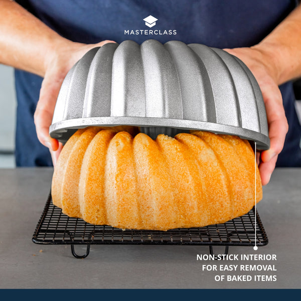 MasterClass Cast Aluminium Decorative Swirl Cake Tin, 24cm