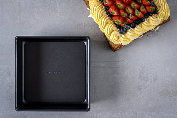 MasterClass Non-Stick Loose Base Deep Cake Pan, 23cm image 6