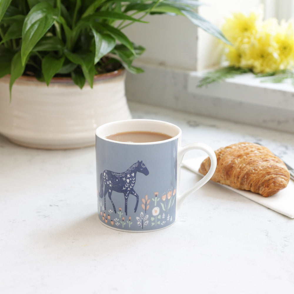 Set of 4 KitchenCraft Fine Bone China Woodcut Horse 250ml Can Mugs