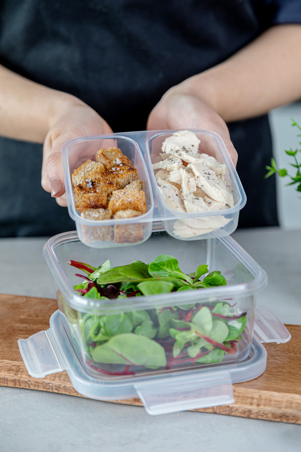 MasterClass Eco Snap Lunch Box with Removable Divider - 800 ml