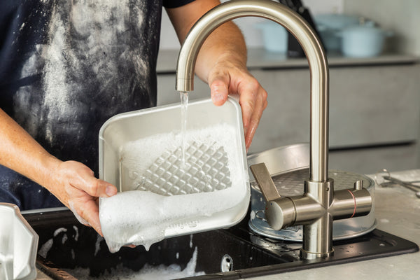 MasterClass Recycled Aluminium Square Baking Tin, 23cm image 13