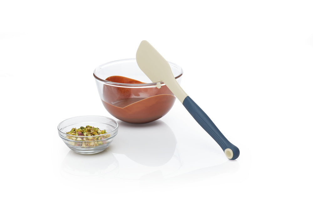 Colourworks Classics Cream Silicone Spatula with Soft Touch Handle