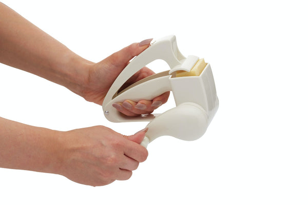 KitchenCraft Plastic Rotary Grater Mill With Three Blades image 2