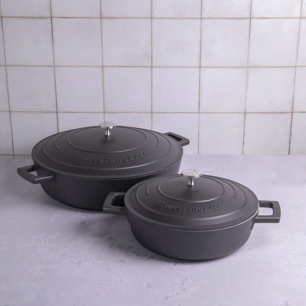 MasterClass 2pc Cast Aluminium Casserole Dish Set with 2x Non-Stick Casserole Dishes, 2.5L and 5L, Black