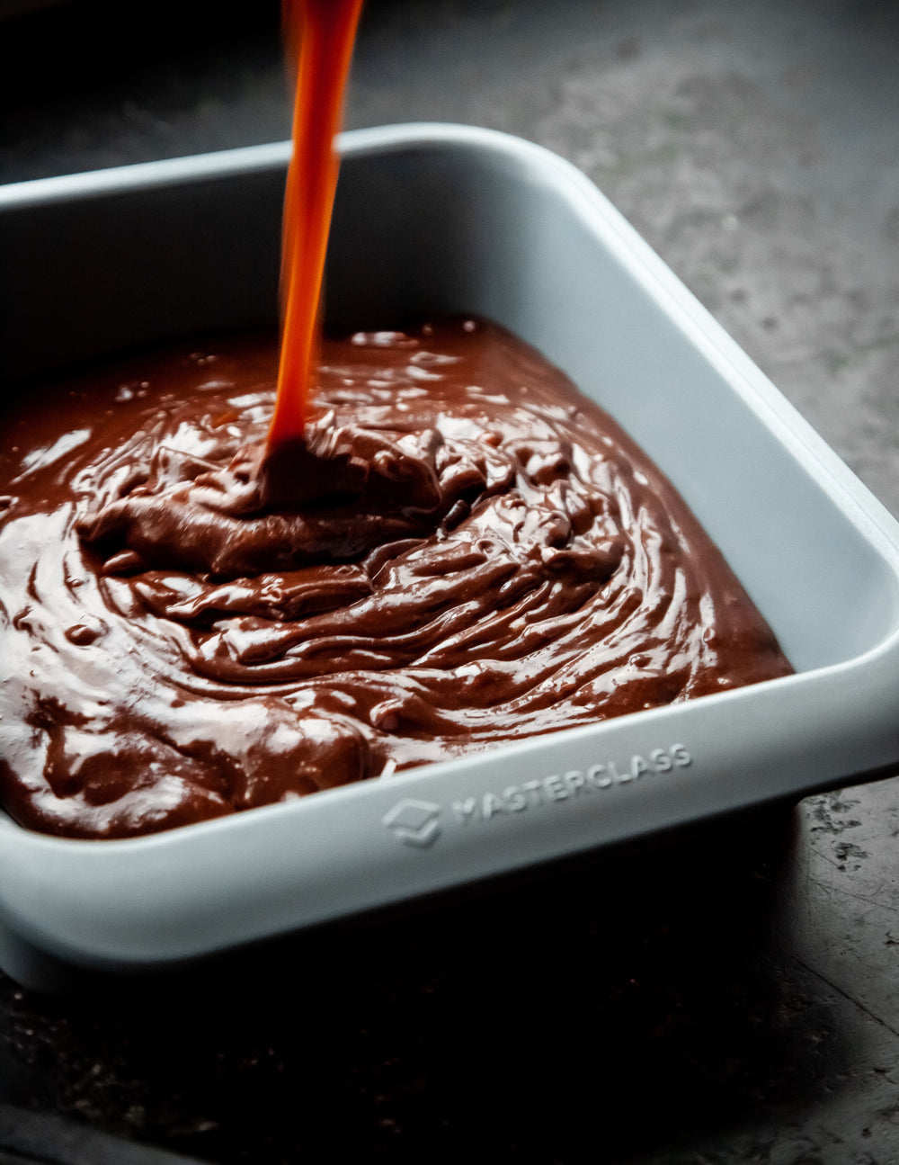 MasterClass Smart Ceramic Square Baking Tin with Robust Non-Stick Coating, Carbon Steel, Grey, 23cm