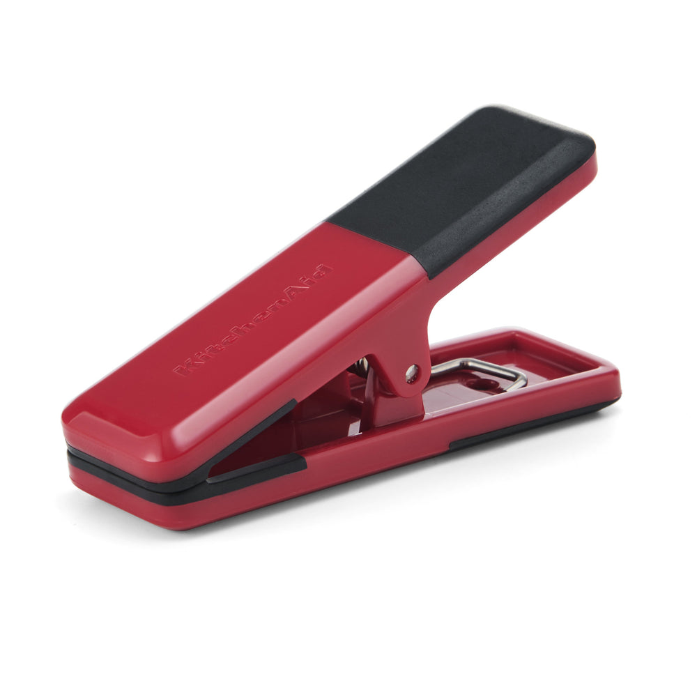 KitchenAid 4pc Small Kitchen Clips Set – Empire Red
