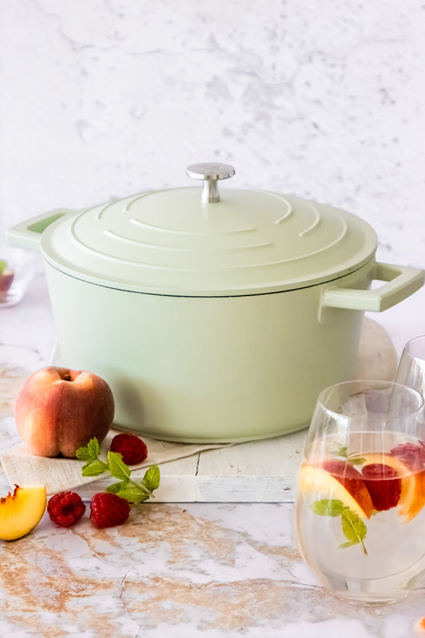 MasterClass Mint Green Cast Aluminium Casserole Dish, 4L image 2