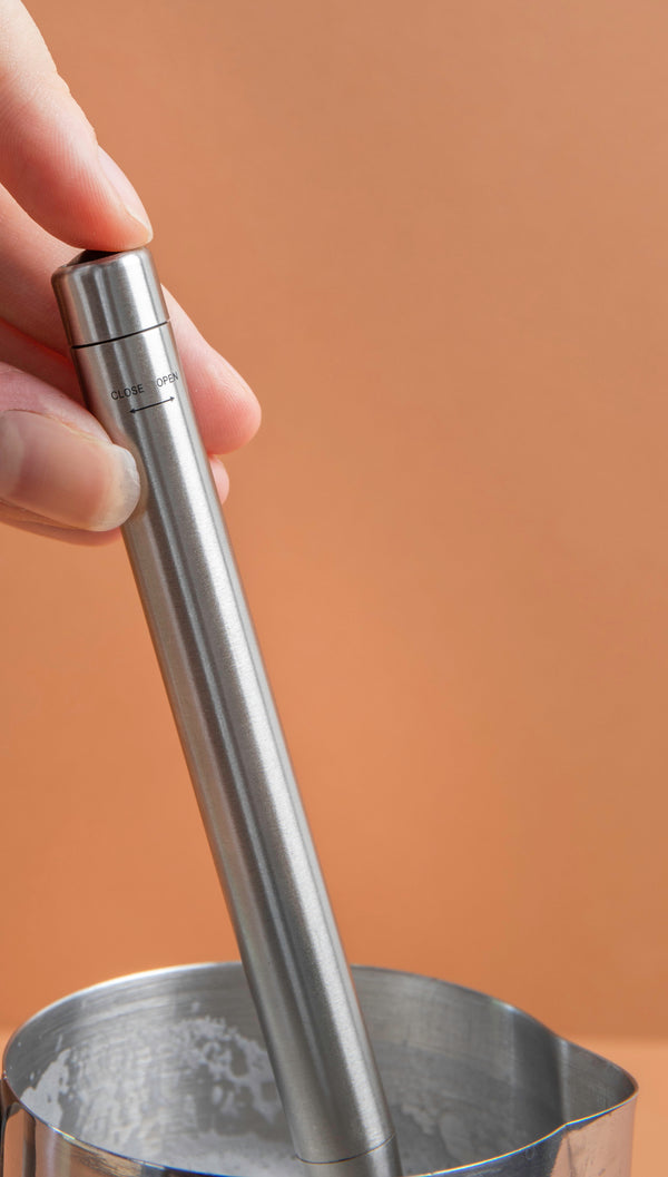 La Cafetière Battery Operated Handheld Milk Frother - Stainless Steel image 7