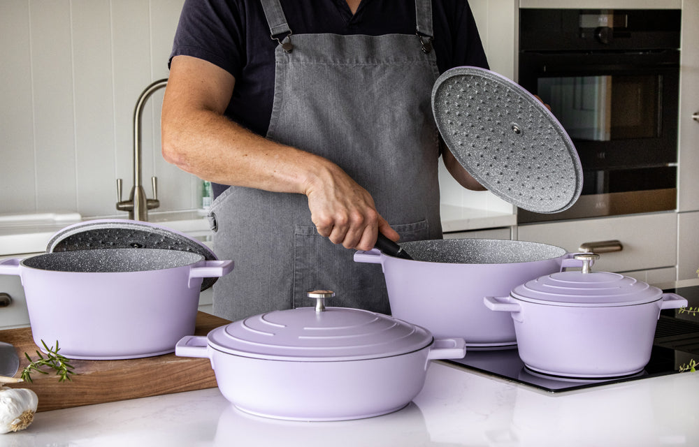 MasterClass Lavender Cast Aluminium Casserole Dish with Lid, 2.5L