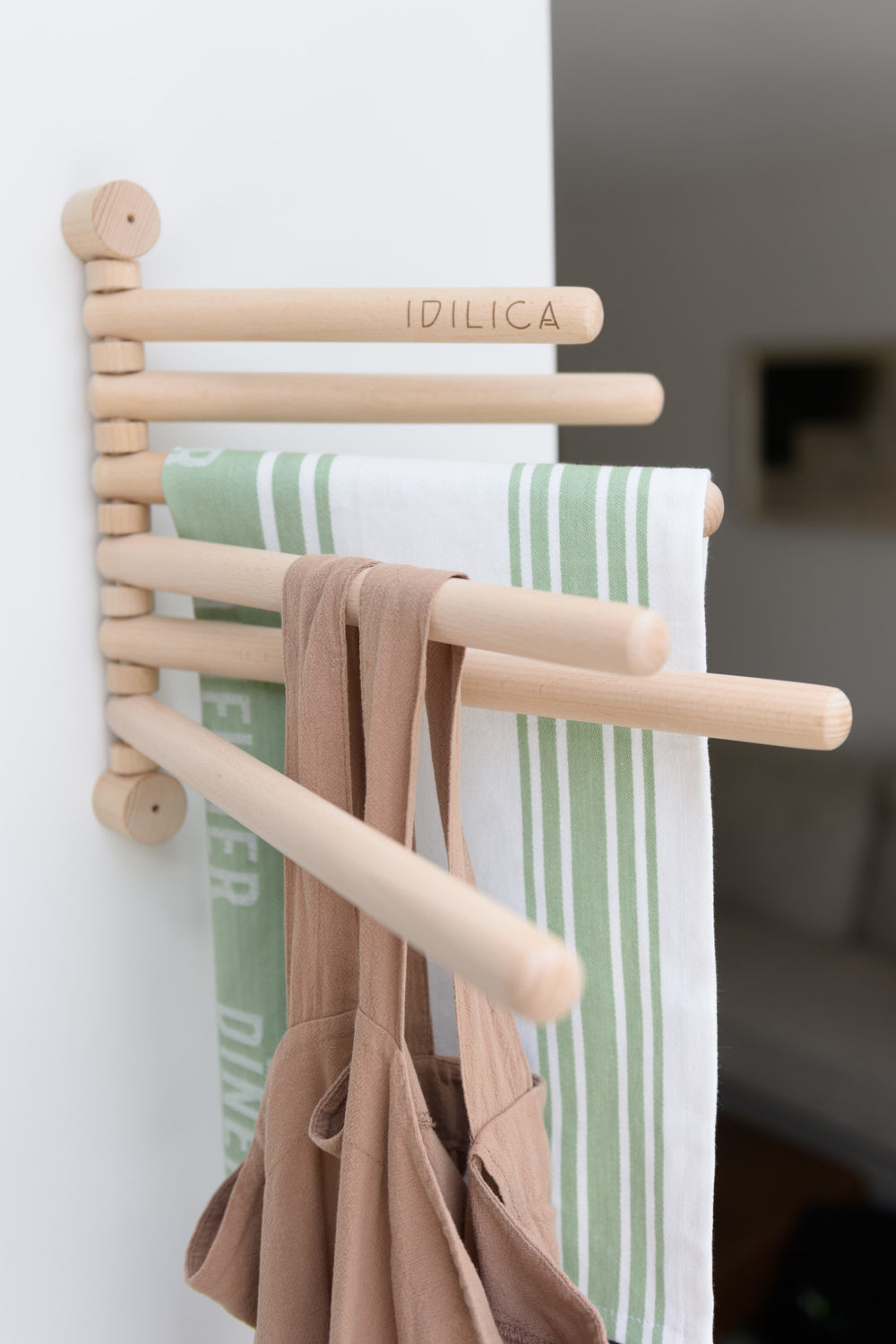 KitchenCraft Idilica Beechwood Wall Rack