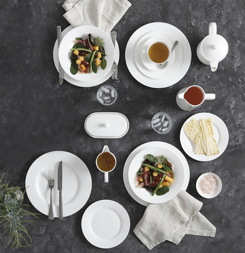 Maxwell & Williams Cashmere Rim Twelve Piece Bone China Dinnerware