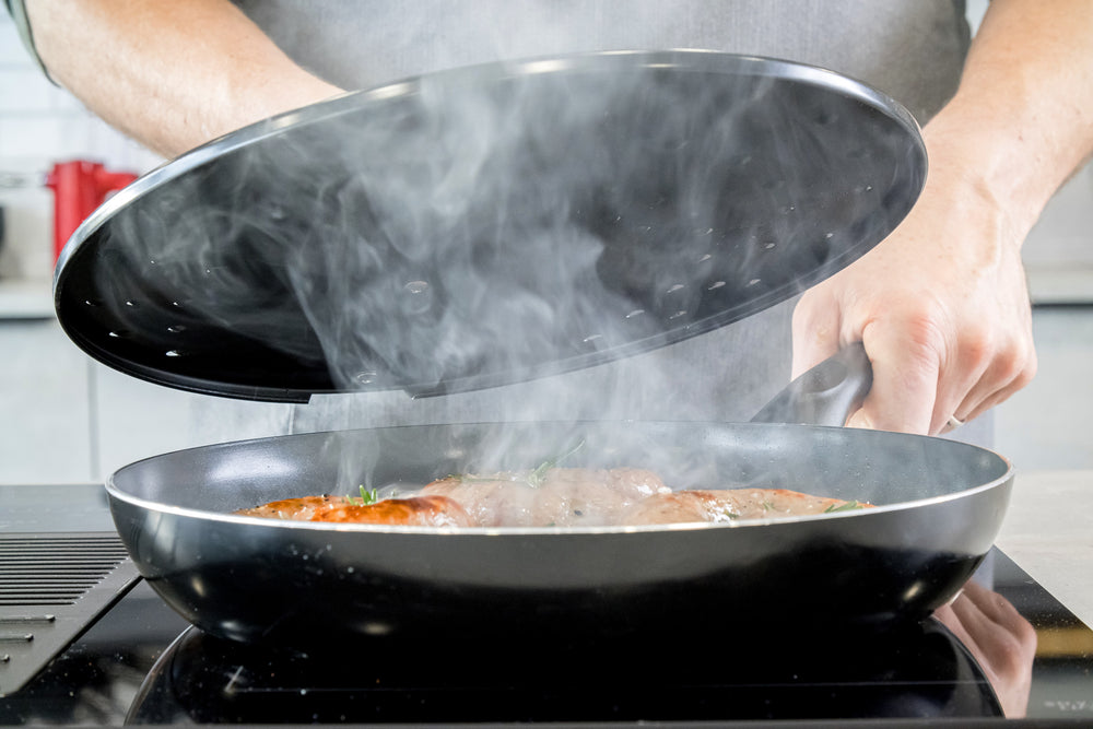 KitchenCraft Universal 31cm Splatter Guard / Lid