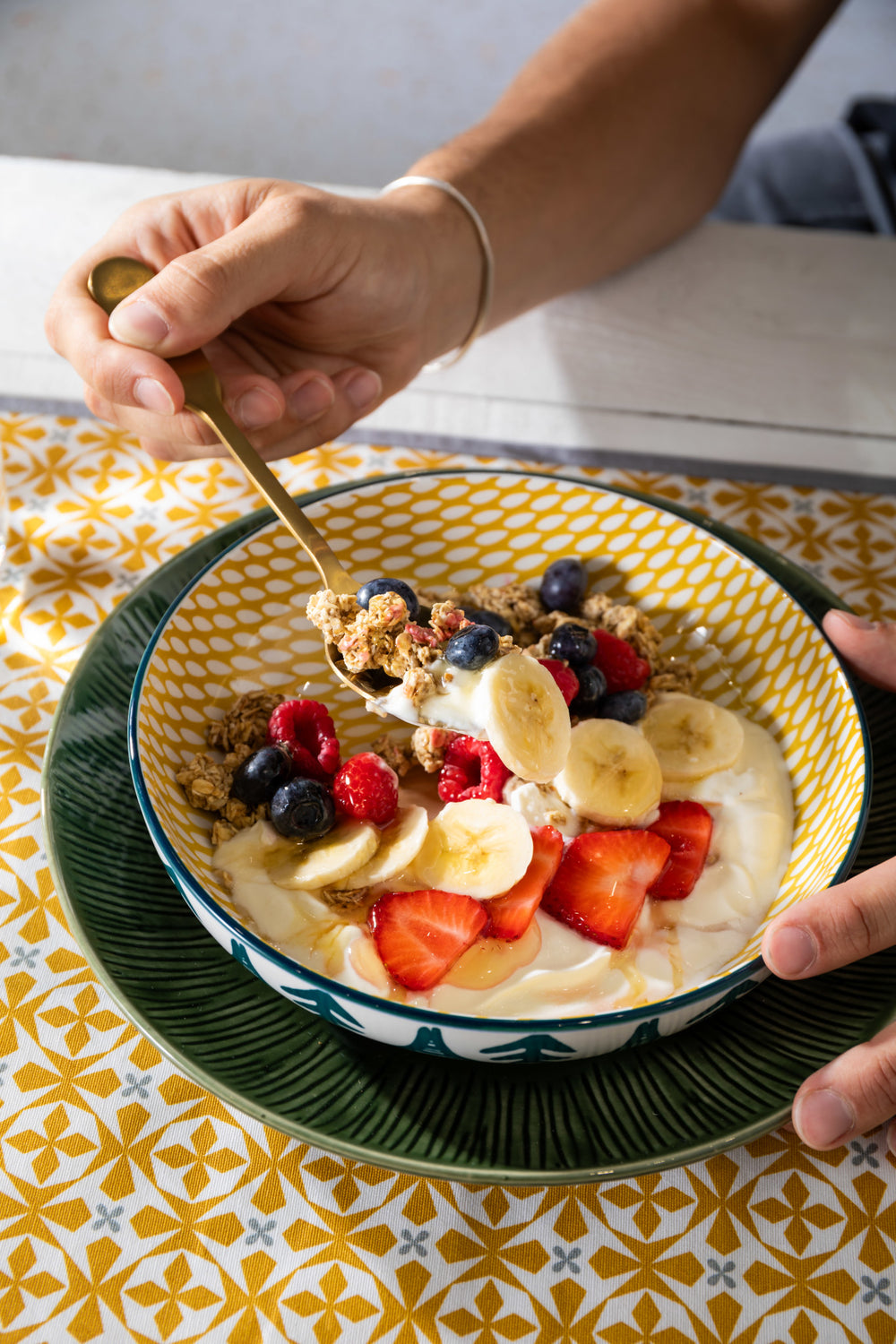 Mikasa Green Leafy Pattern Stoneware Bowl, 21cm