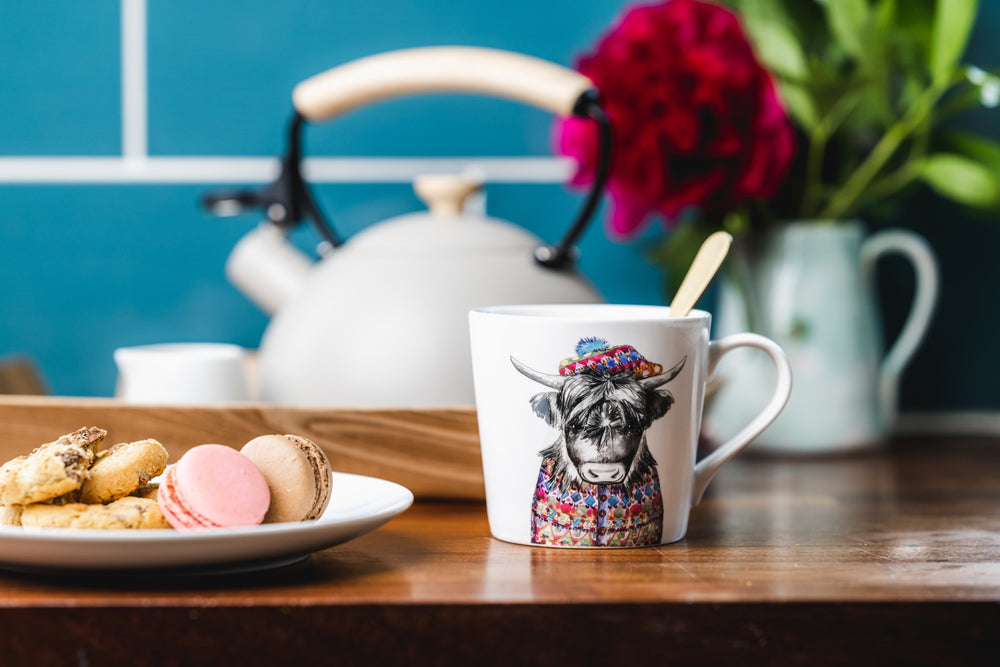 Mikasa Tipperleyhill Highland Cow Print Fine China Mug, 380ml