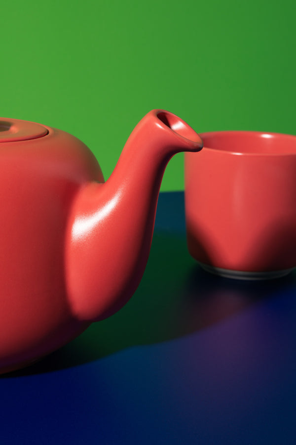 La Cafetière Classic Teapot 2 Cup, Red, 600ml image 5
