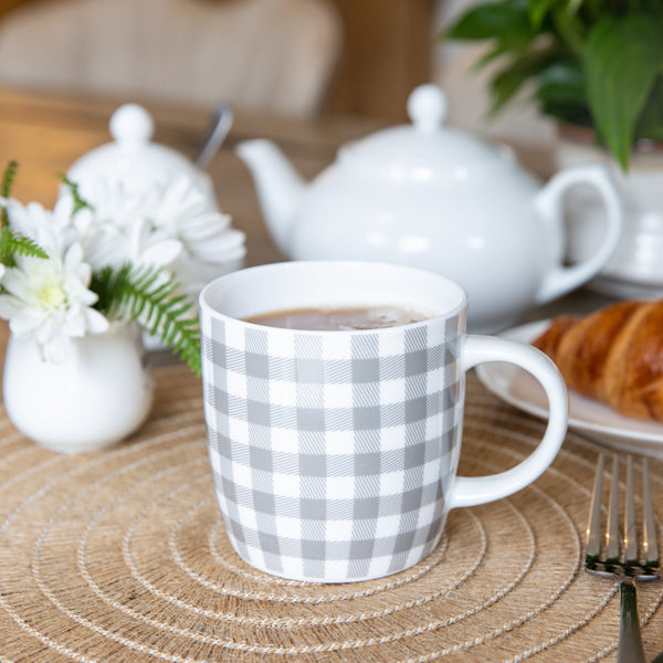 Set of 4 KitchenCraft China Grey Gingham Mugs image 4