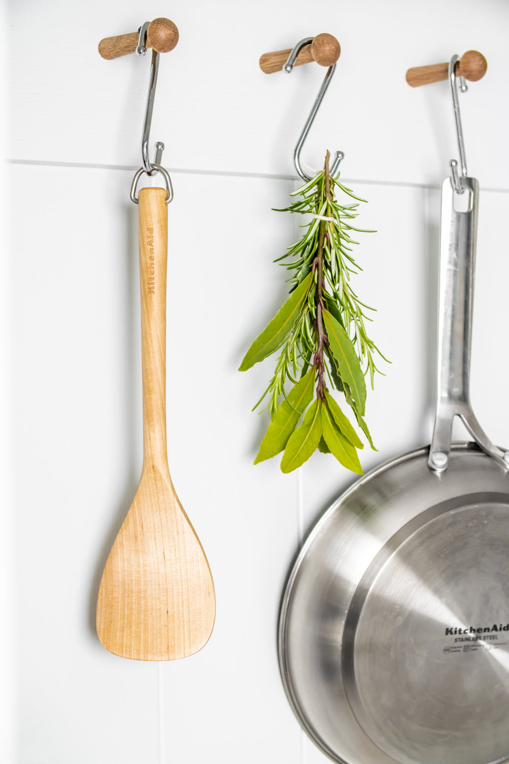 KitchenAid Birchwood Short Turner