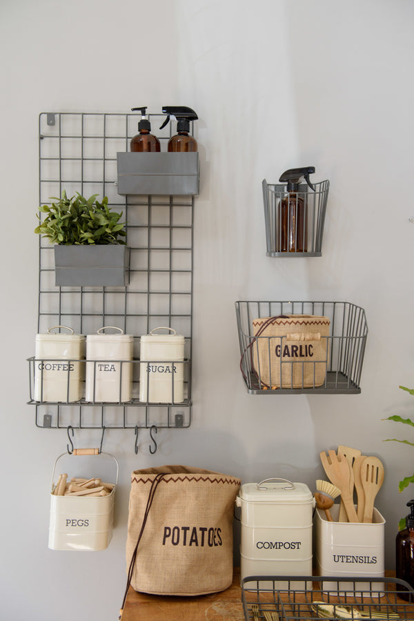 KitchenCraft Living Nostalgia Wall Mountable Kitchen Shelf Organiser image 5