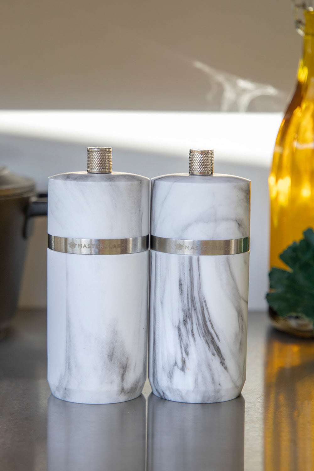 MasterClass Salt or Pepper Mill (12cm) - Marble Finish