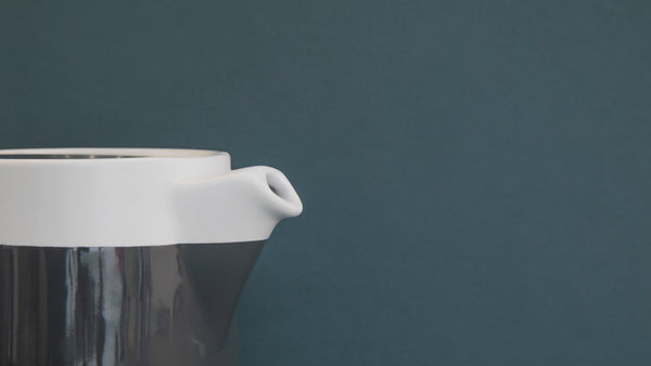 La Cafetière Barcelona Teapot with Infuser - 4 Cup, Cool Grey, Gift Boxed image 5