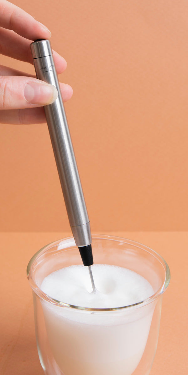 La Cafetière Battery Operated Handheld Milk Frother - Stainless Steel image 4